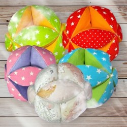 Balle de Préhension Artisanale 16 cm en Tissu Coton  vert